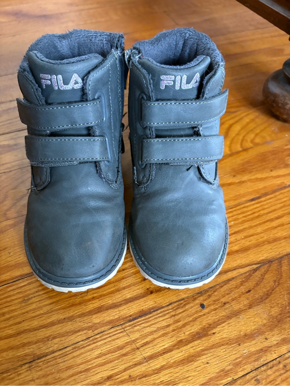 FILA Unisex Kids Ankle Boot Hook & Loop GrayUS 9.5 EU 27